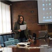 Licenciada en Filología Inglesa y Doctora en Estudios ingleses imparte clases de inglés